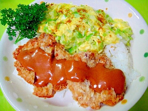 豚ヒレオムカツ丼